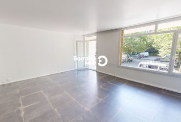 A VENDRE BREST GAMBETTA SAINT MICHEL APPARTEMENT T3 71.58M² 2 CHAMBRES BALCONS PARKING ASCENSEUR