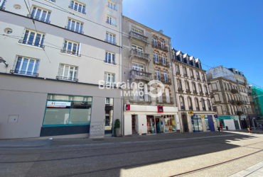 A VENDRE BREST CENTRE-VILLE JAURES APPARTEMENT APPARTEMENT T1 20.94M² LOCATAIRE EN PLACE