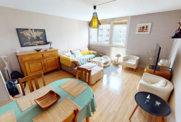 VENTE d’un appartement 5 pièces (92 m²) à LANDIVISIAU
