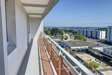 A VENDRE – LORIENT LE TER – APPARTEMENT T4 DE 93 M² AVEC BALCON, ASCENSEUR ET  GARAGE