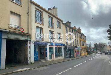 A VENDRE BREST LAMBEZELLEC EXCLUSIVITE IMMEUBLE 440M² 6 LOTS TRES BON ETAT GENERAL