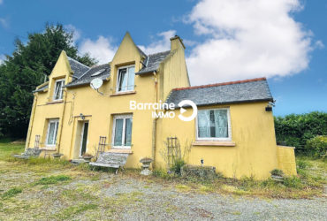 A VENDRE   BREST / LAMBEZELLEC   ANCIEN CORPS DE FERME A RENOVER SUR UN TERRAIN DE 2542 M² + PENTY + GARAGE + PIGEONNIER