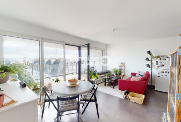 EXCLUSIVITE A VENDRE BREST PLACE DE STRASBOURG APPARTEMENT T3 2 CHAMBRES TERRASSE 15M² ASCENSEUR  PLACE DE PARKING