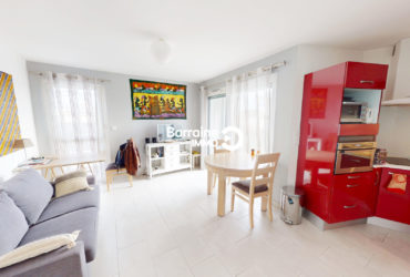 A VENDRE   BREST PLACE DE STRASBOURG  APPARTEMENT T2  40.15m²   1 CHAMBRE TERRASSE  ASCENSEUR    PLACE DE PARKING