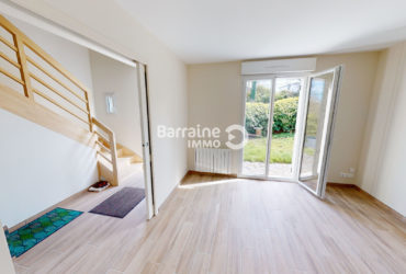 A VENDRE  BREST  LE BOT/STANGALARD  MAISON SUR SOUS SOL 110M²  3 CHAMBRES 1 BUREAU   JARDIN  ETAT NEUF