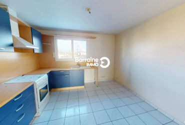 A VENDRE-LANESTER-LANN GAZEC- APPARTEMENT T4 DE 77 M²- BALCON ET GARAGE.