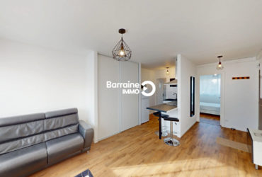EXCLUSIVITE AGENCE – LORIENT NOUVELLE VILLE – APPARTEMENT T1BIS de 35m² RENOVE VENDU MEUBLE – PARKING PRIVE