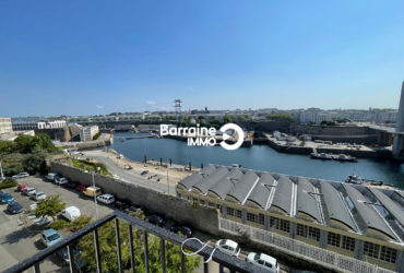 BARRAINE IMMO – A vendre , exclusivité,  appartement T5 de 81,87 m2, vue Penfeld, dernier étage, ascenseur, balcon, 3 chambres