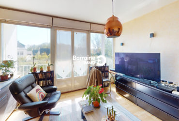 A  VENDRE  BREST  KERBONNE  APPARTEMENT  2  PIECES  BALCON  CAVE  PARKING  LOCATAIRE EN PLACE