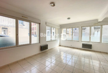 A VENDRE  BREST   SAINT-MARTIN   APPARTEMENT  T3 54M²   1 CHAMBRE   1 BUREAU - PC00418-KSU