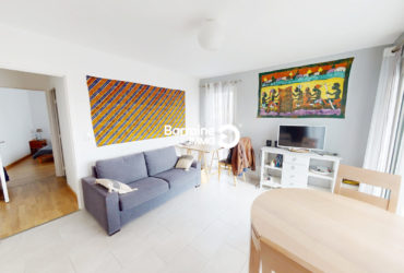 A VENDRE   BREST PLACE DE STRASBOURG  APPARTEMENT T2  40.15m²   1 CHAMBRE TERRASSE  ASCENSEUR    PLACE DE PARKING