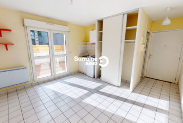 BARRAINE IMMO, a vendre à BREST, Kerinou Pasteur, studio avec terrasse, 18.9 m2