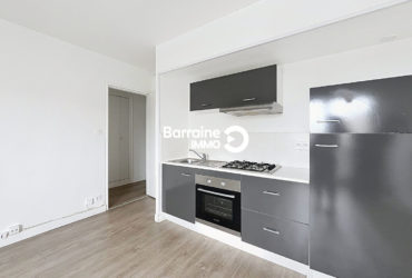 A LOUER BREST  BELLEVUE  STUDIO  25,98 M²  PROCHE FACS ET COMMERCES