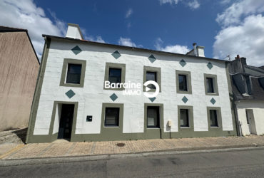 EXCLUSIVITÉ VENTE : maison de Type 8 – 6 chambres + bureau (140 m² environ et 160 m² au sol) au RELECQ KERHUON sur Terrain clos de 207 m²