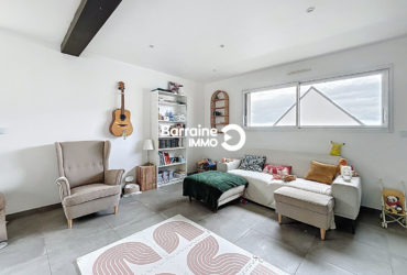 A LOUER LANDERNEAU MAISON T6 AVEC JARDIN