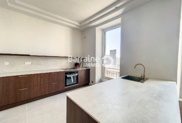 LOCATION BREST – RARE SUR LE MARCHE – COURS DAJOT BEAUX VOLUMES APPARTEMENT T5