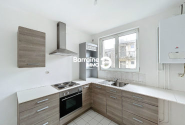 LOCATION : appartement 3 pièces (61 m²) à BREST