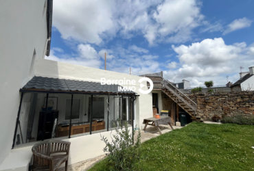 A VENDRE LE RELECQ KERHUON CENTRE HISTORIQUE MAISON DE VILLE 152.95M² HABITABLES JARDIN