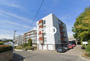 LOCATION BREST QUATRE MOULINS GARAGE FERME