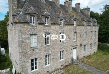 Manoir à vendre à Saint Pol de Léon – 13 pièces, 9 chambres