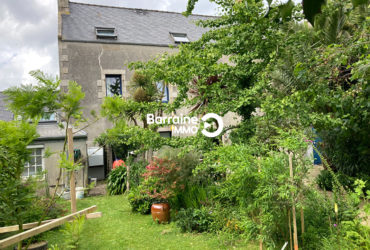 A VENDRE SANTEC IMMEUBLE 327.46M² 1292M² TERRAIN CONSTRUCTIBLE TRÈS BONNE RENTABILITÉ