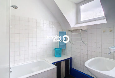 MAISON RENOVEE – A DEUX PAS DE LA PLAGE ET DES SENTIERS COTIERS MORGAT