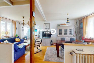 A VENDRE BREST SAINT-MARC VUE MER : maison de 5 pièces (125 m²)  avec terrasse, deux garages et un jardin de 150m²