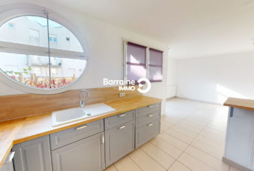 A VENDRE BREST JAURES-KERFAUTRAS APPARTEMENT 67.4 m² T3 DEUX CHAMBRES RDC AVEC TERRASSE