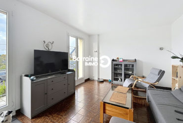 LANDIVISIAU : maison F6 (111 m²) en location