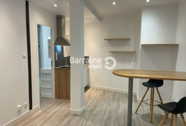 A  LOUER  BREST  SAINT  MARTIN  APPARTEMENT   T2  31M²