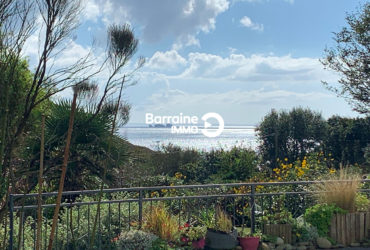 Maison non mitoyenne avec vue mer de 125 m² habitables / 150 m² au sol + 124 m² de sous-sol sur 1044 m² de Terrain et à 350 m de la mer entrée du Goulet.