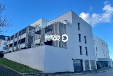 A VENDRE   SAINT RENAN   PARKING PRIVATIF   RESIDENCE RECENTE