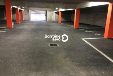 A VENDRE   PLOUGASTEL-DAOULAS   PARKING PRIVATIF   RESIDENCE RECENTE