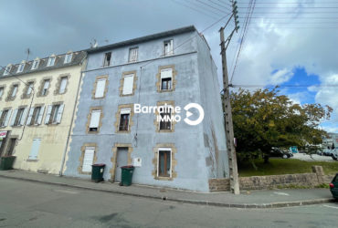 A vendre à BREST, secteur KERINOU KEREDERN, immeuble de rapport, 8 studios loués