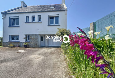 Maison familiale avec jardin, proche commerces et quais CAMARET SUR MER