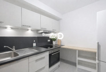 A  LOUER  BREST  STRASBOURG  APPARTEMENT  T3  50.26m²  BALCON  PARKING  ASCENSEUR