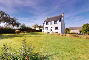 A VENDRE PLOUZANE  MAISON 5 CHAMBRES INDEPENDANTE AVEC GRAND TERRAIN ET DEPENDANCES