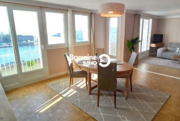 LOCATION BREST JARDIN DES EXPLORATEURS APPARTEMENT T4 MEUBLÉ 72.25 M² VUE IMPRENABLE SUR LA MER ET LE CHATEAU