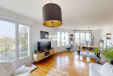 A VENDRE BREST SAINT MICHEL APPARTEMENT T5 102.66 M2 DERNIER ETAGE BALCON