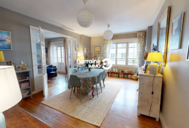 EXCLUSIVITE  A VENDRE   BREST  CENTRE VILLE JAURES   APPARTEMENT  T6  190M²   5 CHAMBRES  ASCENSEUR   BALCON