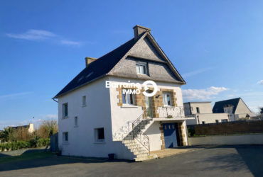 Maison Santec T7-Terrain clos-Garage en sous sol