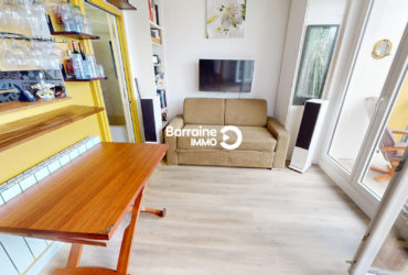 Appartement 2 pièces à vendre à Roscoff, dernier étage avec vue mer