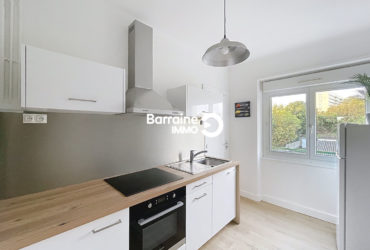 A  LOUER  BREST  RIVE  DROITE  APPARTEMENT  T5  MEUBLE  95M²  GARAGE
