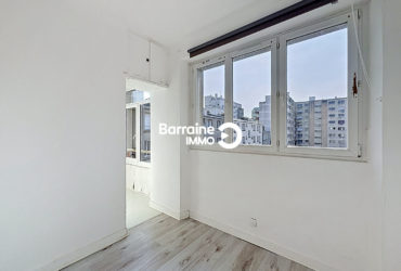 LOCATION  BREST  LIBERTE  APPARTEMENT T4  69m²  DERNIER ETAGE