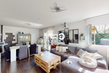 Maison spacieuse à vendre à Guilers – 5 chambres, jardin et confort moderne