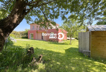 CONTEMPORAINE A L&rsquo;ABRI DES REGARDS CAMARET SUR MER