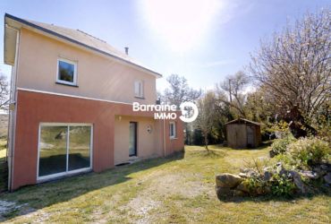 CONTEMPORAINE A L&rsquo;ABRI DES REGARDS CAMARET SUR MER