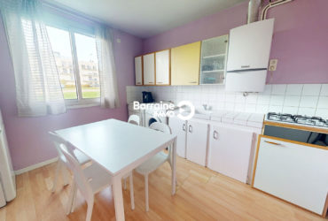 A VENDRE BREST  LANREDEC T2 50.1M² 1 CHAMBRE PLACE DE PARKING