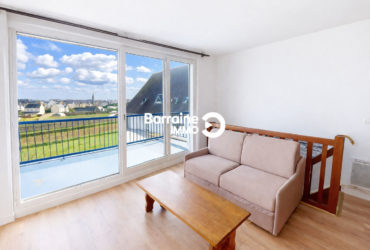 Appartement 2 pièces à vendre à Roscoff, dernier étage avec vue mer