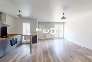 A VENDRE- LORIENT LANVEUR- APPARTEMENT 3 CHAMBRES DE 78 M²- GARAGE ET PATIO